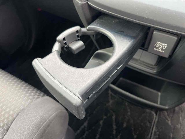 ステップワゴンスパーダ スパーダ　ホンダセンシング　ＥＴＣ　バックカメラ　ナビ　ＴＶ　オートクルーズコントロール　レーンアシスト　衝突被害軽減システム　両側電動スライドドア　オートライト　ＬＥＤヘッドランプ　スマートキー　アイドリングストップ（47枚目）