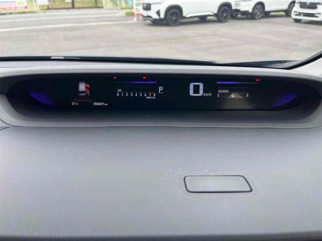 ステップワゴンスパーダ スパーダ　ホンダセンシング　ＥＴＣ　バックカメラ　ナビ　ＴＶ　オートクルーズコントロール　レーンアシスト　衝突被害軽減システム　両側電動スライドドア　オートライト　ＬＥＤヘッドランプ　スマートキー　アイドリングストップ（51枚目）