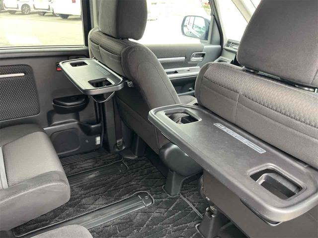 ステップワゴンスパーダ スパーダ　ホンダセンシング　ＥＴＣ　バックカメラ　ナビ　ＴＶ　オートクルーズコントロール　レーンアシスト　衝突被害軽減システム　両側電動スライドドア　オートライト　ＬＥＤヘッドランプ　スマートキー　アイドリングストップ（55枚目）