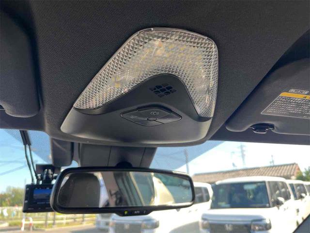 Ｃ－ＨＲ Ｇ　ドライブレコーダー　ＥＴＣ　バックカメラ　クリアランスソナー　オートクルーズコントロール　レーンアシスト　衝突被害軽減システム　ナビ　ＴＶ　オートマチックハイビーム　オートライト　アルミホイール（31枚目）