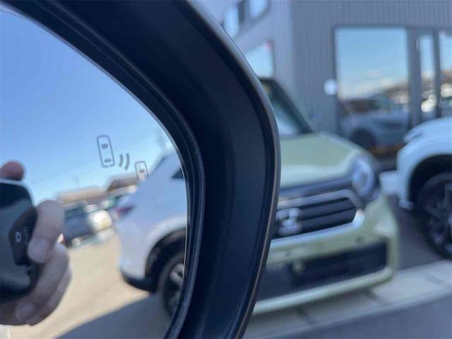 Ｃ－ＨＲ Ｇ　ドライブレコーダー　ＥＴＣ　バックカメラ　クリアランスソナー　オートクルーズコントロール　レーンアシスト　衝突被害軽減システム　ナビ　ＴＶ　オートマチックハイビーム　オートライト　アルミホイール（34枚目）