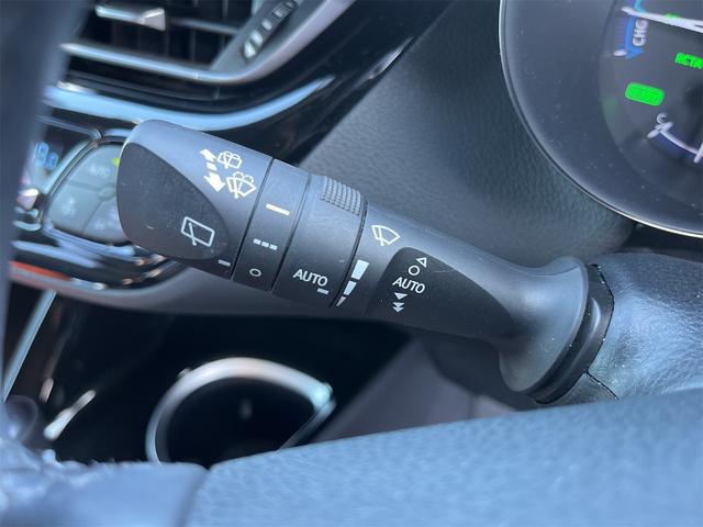 Ｃ－ＨＲ Ｇ　ドライブレコーダー　ＥＴＣ　バックカメラ　クリアランスソナー　オートクルーズコントロール　レーンアシスト　衝突被害軽減システム　ナビ　ＴＶ　オートマチックハイビーム　オートライト　アルミホイール（54枚目）