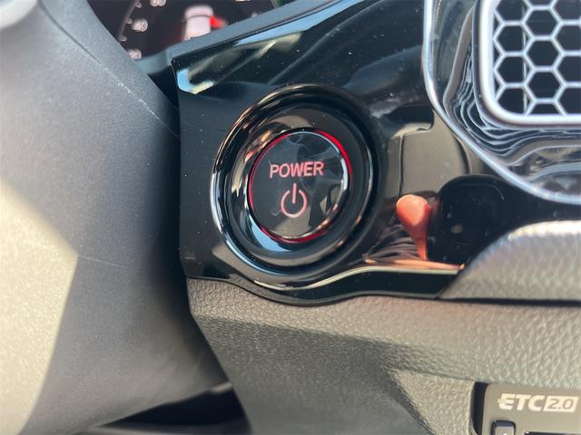 シビック ｅ：ＨＥＶ　ＥＸ　クリアランスソナー　レーンアシスト　オートクルーズコントロール　衝突被害軽減システム　バックカメラ　ナビ　アルミホイール　オートライト　ＬＥＤヘッドランプ　サンルーフ　ＣＶＴ　シートヒーター（7枚目）