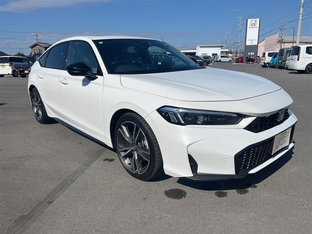 シビック ｅ：ＨＥＶ　ＥＸ　クリアランスソナー　レーンアシスト　オートクルーズコントロール　衝突被害軽減システム　バックカメラ　ナビ　アルミホイール　オートライト　ＬＥＤヘッドランプ　サンルーフ　ＣＶＴ　シートヒーター（12枚目）