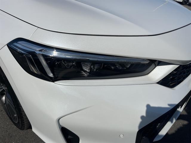 シビック ｅ：ＨＥＶ　ＥＸ　クリアランスソナー　レーンアシスト　オートクルーズコントロール　衝突被害軽減システム　バックカメラ　ナビ　アルミホイール　オートライト　ＬＥＤヘッドランプ　サンルーフ　ＣＶＴ　シートヒーター（23枚目）