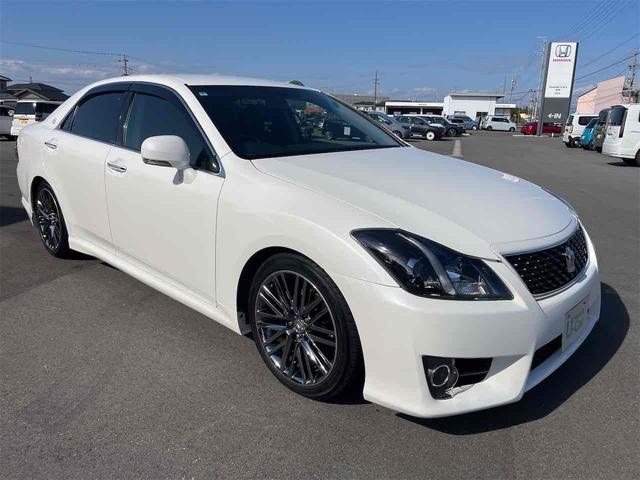 クラウン 2.5アスリート アニバーサリーエディション ETC オートクルーズコントロール バックカメラ ナビ TV アルミホイール オートライト HID AT シートエアコン スマートキー 電動格納ミラー 盗難防止システム パワーシート 革シート CD(13枚目)