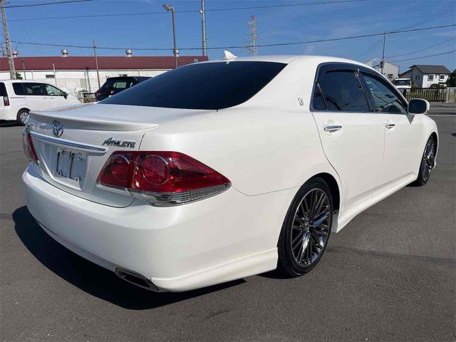 クラウン 2.5アスリート アニバーサリーエディション ETC オートクルーズコントロール バックカメラ ナビ TV アルミホイール オートライト HID AT シートエアコン スマートキー 電動格納ミラー 盗難防止システム パワーシート 革シート CD(16枚目)