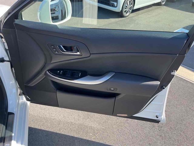 クラウン 2.5アスリート アニバーサリーエディション ETC オートクルーズコントロール バックカメラ ナビ TV アルミホイール オートライト HID AT シートエアコン スマートキー 電動格納ミラー 盗難防止システム パワーシート 革シート CD(34枚目)