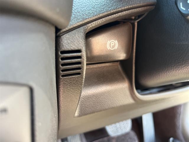 クラウン 2.5アスリート アニバーサリーエディション ETC オートクルーズコントロール バックカメラ ナビ TV アルミホイール オートライト HID AT シートエアコン スマートキー 電動格納ミラー 盗難防止システム パワーシート 革シート CD(48枚目)