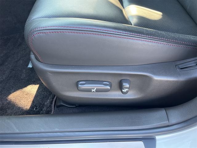 クラウン 2.5アスリート アニバーサリーエディション ETC オートクルーズコントロール バックカメラ ナビ TV アルミホイール オートライト HID AT シートエアコン スマートキー 電動格納ミラー 盗難防止システム パワーシート 革シート CD(56枚目)