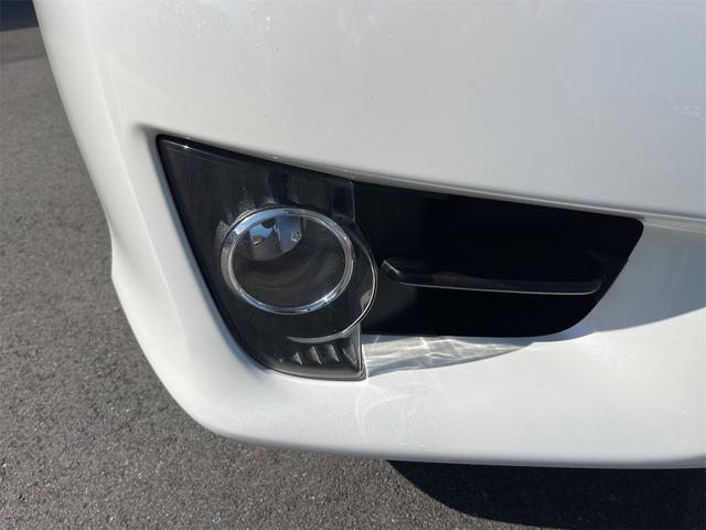 クラウン 2.5アスリート アニバーサリーエディション ETC オートクルーズコントロール バックカメラ ナビ TV アルミホイール オートライト HID AT シートエアコン スマートキー 電動格納ミラー 盗難防止システム パワーシート 革シート CD(64枚目)