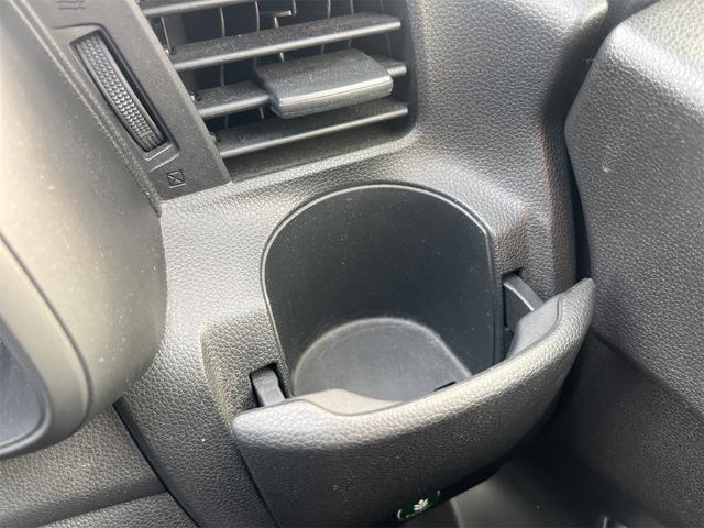 フィット １３Ｇ・Ｆパッケージ　ドライブレコーダー　ＥＴＣ　バックカメラ　ナビ　ＴＶ　衝突被害軽減システム　アルミホイール　スマートキー　アイドリングストップ　電動格納ミラー　チップアップシート　ＣＶＴ　盗難防止システム（43枚目）