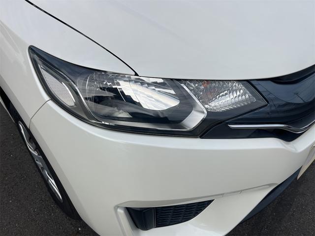 フィット １３Ｇ・Ｆパッケージ　ドライブレコーダー　ＥＴＣ　バックカメラ　ナビ　ＴＶ　衝突被害軽減システム　アルミホイール　スマートキー　アイドリングストップ　電動格納ミラー　チップアップシート　ＣＶＴ　盗難防止システム（61枚目）