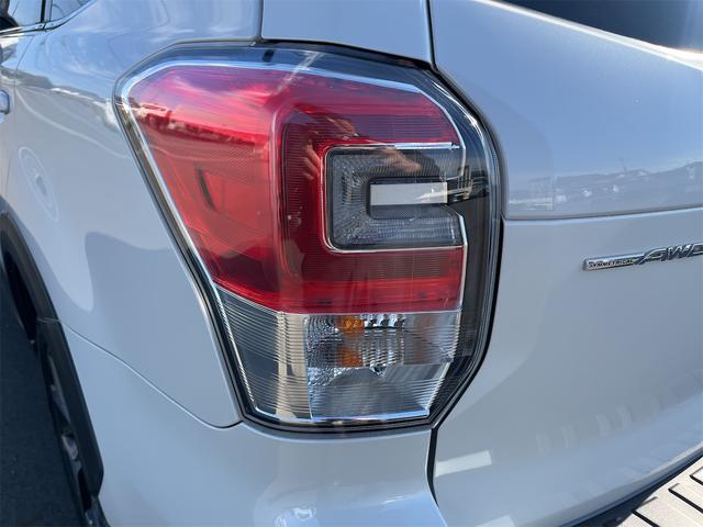 フォレスター Ｓ－リミテッド　４ＷＤ　ＥＴＣ　バックカメラ　オートクルーズコントロール　レーンアシスト　パワーシート　衝突被害軽減システム　ナビ　ＴＶ　ＬＥＤヘッドランプ　アルミホイール　スマートキー　アイドリングストップ（26枚目）