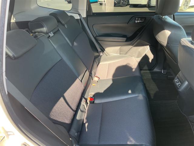 フォレスター Ｓ－リミテッド　４ＷＤ　ＥＴＣ　バックカメラ　オートクルーズコントロール　レーンアシスト　パワーシート　衝突被害軽減システム　ナビ　ＴＶ　ＬＥＤヘッドランプ　アルミホイール　スマートキー　アイドリングストップ（29枚目）