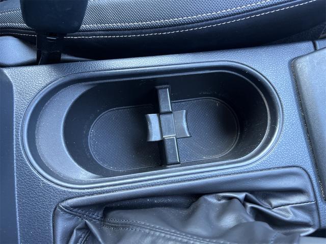 フォレスター Ｓ－リミテッド　４ＷＤ　ＥＴＣ　バックカメラ　オートクルーズコントロール　レーンアシスト　パワーシート　衝突被害軽減システム　ナビ　ＴＶ　ＬＥＤヘッドランプ　アルミホイール　スマートキー　アイドリングストップ（42枚目）