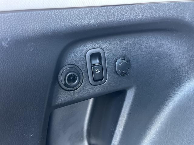 フォレスター Ｓ－リミテッド　４ＷＤ　ＥＴＣ　バックカメラ　オートクルーズコントロール　レーンアシスト　パワーシート　衝突被害軽減システム　ナビ　ＴＶ　ＬＥＤヘッドランプ　アルミホイール　スマートキー　アイドリングストップ（60枚目）