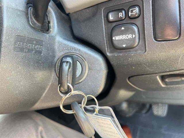 ハイエースバン ロングＤＸ　ＧＬパッケージ　ドライブレコーダー　ＥＴＣ　バックカメラ　ナビ　ＴＶ　両側スライドドア　キーレスエントリー　電動格納ミラー　ターボ　ＡＴ　ＣＤ　ＵＳＢ　Ｂｌｕｅｔｏｏｔｈ　エアコン　パワーステアリング（9枚目）
