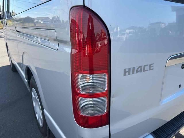 ハイエースバン ロングＤＸ　ＧＬパッケージ　ドライブレコーダー　ＥＴＣ　バックカメラ　ナビ　ＴＶ　両側スライドドア　キーレスエントリー　電動格納ミラー　ターボ　ＡＴ　ＣＤ　ＵＳＢ　Ｂｌｕｅｔｏｏｔｈ　エアコン　パワーステアリング（26枚目）