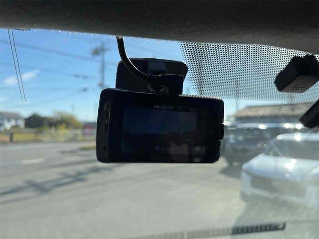 ハイエースバン ロングＤＸ　ＧＬパッケージ　ドライブレコーダー　ＥＴＣ　バックカメラ　ナビ　ＴＶ　両側スライドドア　キーレスエントリー　電動格納ミラー　ターボ　ＡＴ　ＣＤ　ＵＳＢ　Ｂｌｕｅｔｏｏｔｈ　エアコン　パワーステアリング（30枚目）