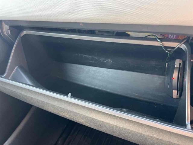 ハイエースバン ロングＤＸ　ＧＬパッケージ　ドライブレコーダー　ＥＴＣ　バックカメラ　ナビ　ＴＶ　両側スライドドア　キーレスエントリー　電動格納ミラー　ターボ　ＡＴ　ＣＤ　ＵＳＢ　Ｂｌｕｅｔｏｏｔｈ　エアコン　パワーステアリング（40枚目）