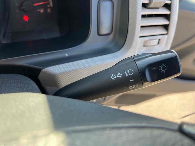 ハイエースバン ロングＤＸ　ＧＬパッケージ　ドライブレコーダー　ＥＴＣ　バックカメラ　ナビ　ＴＶ　両側スライドドア　キーレスエントリー　電動格納ミラー　ターボ　ＡＴ　ＣＤ　ＵＳＢ　Ｂｌｕｅｔｏｏｔｈ　エアコン　パワーステアリング（43枚目）