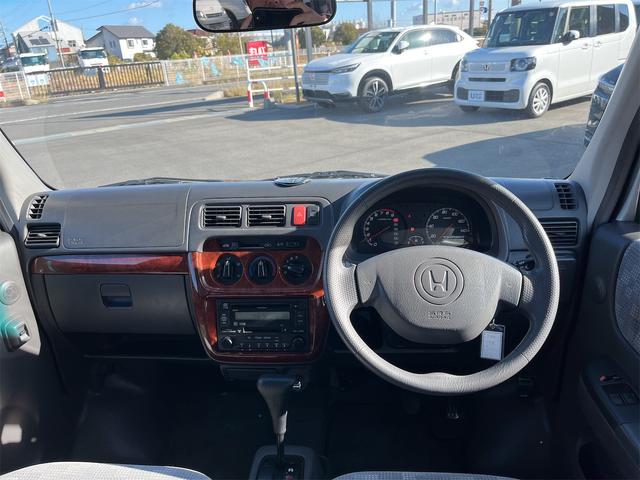 バモス ターボ 両側スライドドア キーレスエントリー AT ABS CD MD 衝突安全ボディ エアコン パワーステアリング パワーウィンドウ(2枚目)