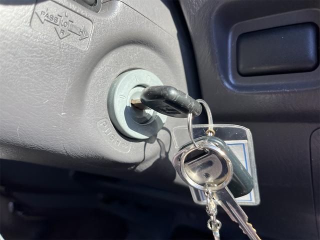 バモス ターボ 両側スライドドア キーレスエントリー AT ABS CD MD 衝突安全ボディ エアコン パワーステアリング パワーウィンドウ(9枚目)