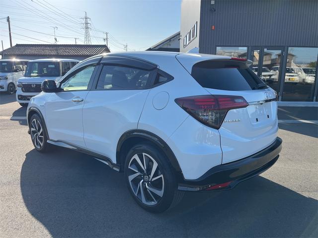 ヴェゼル ハイブリッドＲＳ・ホンダセンシング　ドライブレコーダー　ＥＴＣ　バックカメラ　オートクルーズコントロール　レーンアシスト　衝突被害軽減システム　ナビ　ＴＶ　オートライト　ＬＥＤヘッドランプ　アルミホイール　スマートキー　電動格納ミラー（17枚目）