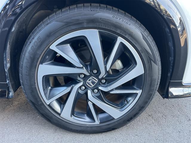 ヴェゼル ハイブリッドＲＳ・ホンダセンシング　ドライブレコーダー　ＥＴＣ　バックカメラ　オートクルーズコントロール　レーンアシスト　衝突被害軽減システム　ナビ　ＴＶ　オートライト　ＬＥＤヘッドランプ　アルミホイール　スマートキー　電動格納ミラー（20枚目）