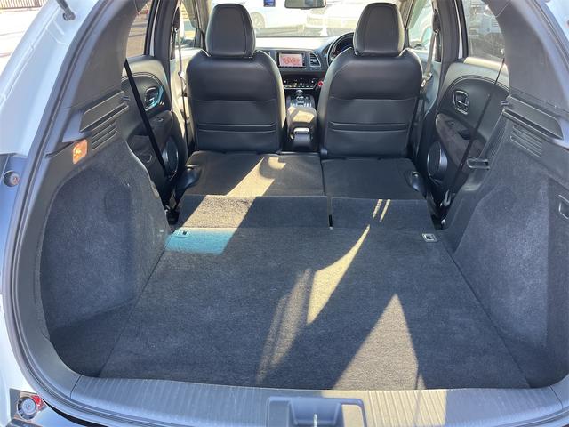 ヴェゼル ハイブリッドＲＳ・ホンダセンシング　ドライブレコーダー　ＥＴＣ　バックカメラ　オートクルーズコントロール　レーンアシスト　衝突被害軽減システム　ナビ　ＴＶ　オートライト　ＬＥＤヘッドランプ　アルミホイール　スマートキー　電動格納ミラー（22枚目）