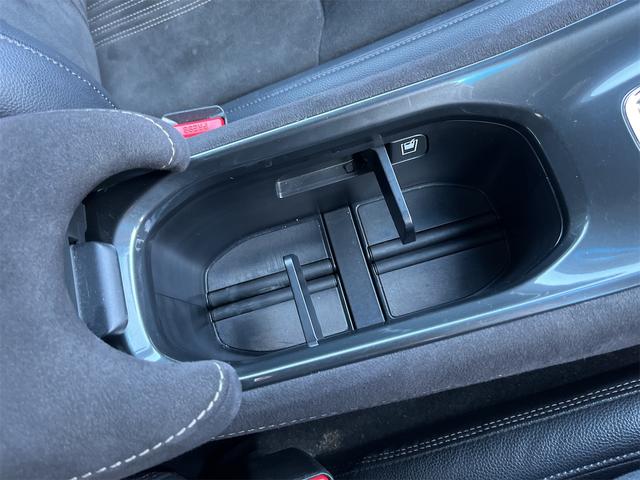 ヴェゼル ハイブリッドＲＳ・ホンダセンシング　ドライブレコーダー　ＥＴＣ　バックカメラ　オートクルーズコントロール　レーンアシスト　衝突被害軽減システム　ナビ　ＴＶ　オートライト　ＬＥＤヘッドランプ　アルミホイール　スマートキー　電動格納ミラー（45枚目）