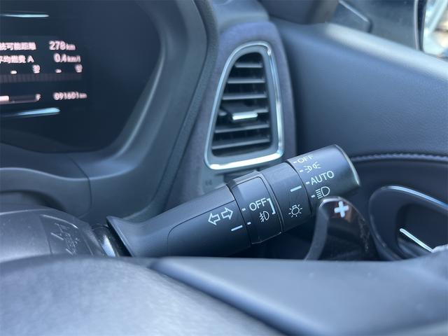 ヴェゼル ハイブリッドＲＳ・ホンダセンシング　ドライブレコーダー　ＥＴＣ　バックカメラ　オートクルーズコントロール　レーンアシスト　衝突被害軽減システム　ナビ　ＴＶ　オートライト　ＬＥＤヘッドランプ　アルミホイール　スマートキー　電動格納ミラー（55枚目）