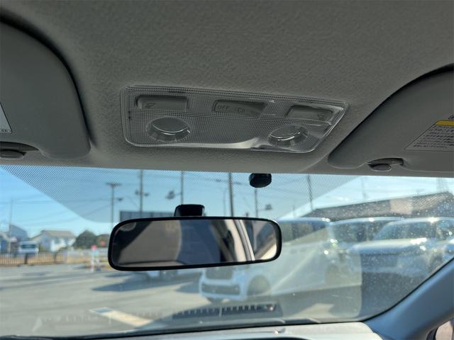 アクア Ｓ　ＥＴＣ　バックカメラ　ナビ　ＴＶ　キーレスエントリー　アイドリングストップ　電動格納ミラー　ＣＶＴ　衝突安全ボディ　ＡＢＳ　ＥＳＣ　Ｂｌｕｅｔｏｏｔｈ　エアコン　パワーステアリング　パワーウィンドウ（30枚目）