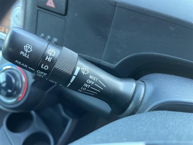 アクア Ｓ　ＥＴＣ　バックカメラ　ナビ　ＴＶ　キーレスエントリー　アイドリングストップ　電動格納ミラー　ＣＶＴ　衝突安全ボディ　ＡＢＳ　ＥＳＣ　Ｂｌｕｅｔｏｏｔｈ　エアコン　パワーステアリング　パワーウィンドウ（49枚目）