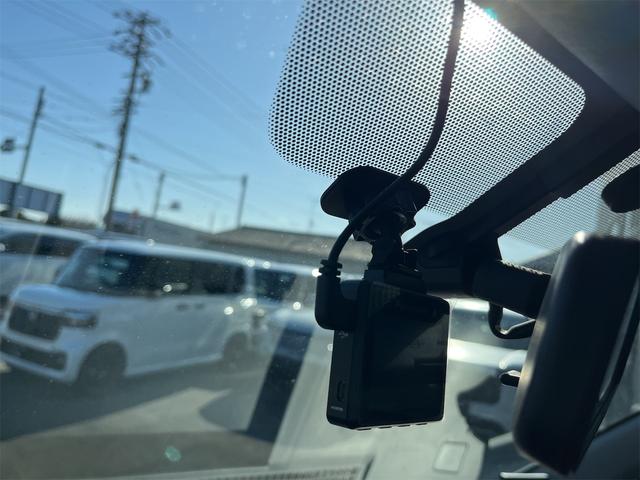 ＮＶ３５０キャラバンバン 　ロングプレミアムＧＸ　ドライブレコーダー　ＥＴＣ　バックカメラ　ナビ　ＴＶ　両側スライドドア　オートライト　スマートキー　電動格納ミラー　ＡＴ　ＣＤ　ＤＶＤ再生　ＵＳＢ（11枚目）