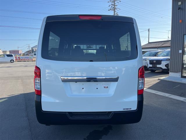 ＮＶ３５０キャラバンバン 　ロングプレミアムＧＸ　ドライブレコーダー　ＥＴＣ　バックカメラ　ナビ　ＴＶ　両側スライドドア　オートライト　スマートキー　電動格納ミラー　ＡＴ　ＣＤ　ＤＶＤ再生　ＵＳＢ（16枚目）