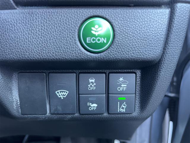 フィットハイブリッド L ホンダセンシング ハイブリッド ETC バックカメラ ナビ TV オートクルーズコントロール レーンアシスト 衝突被害軽減システム オートライト LEDヘッドランプ スマートキー 電動格納ミラー AT 盗難防止システム(8枚目)