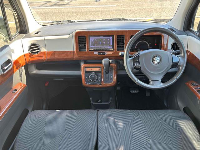 ＭＲワゴン ＥＣＯ－Ｘセレクション　ドライブレコーダー　ＥＴＣ　バックカメラ　ナビ　オートライト　ＨＩＤ　スマートキー　アイドリングストップ　電動格納ミラー　ベンチシート　ＣＶＴ　盗難防止システム　ＡＢＳ　アルミホイール　衝突安全ボディ（2枚目）