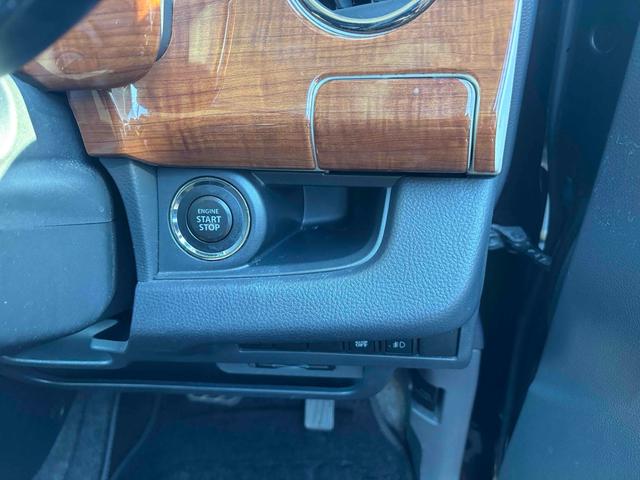 ＭＲワゴン ＥＣＯ－Ｘセレクション　ドライブレコーダー　ＥＴＣ　バックカメラ　ナビ　オートライト　ＨＩＤ　スマートキー　アイドリングストップ　電動格納ミラー　ベンチシート　ＣＶＴ　盗難防止システム　ＡＢＳ　アルミホイール　衝突安全ボディ（7枚目）