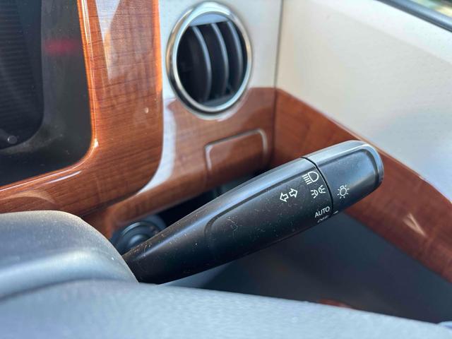 ＭＲワゴン ＥＣＯ－Ｘセレクション　ドライブレコーダー　ＥＴＣ　バックカメラ　ナビ　オートライト　ＨＩＤ　スマートキー　アイドリングストップ　電動格納ミラー　ベンチシート　ＣＶＴ　盗難防止システム　ＡＢＳ　アルミホイール　衝突安全ボディ（21枚目）