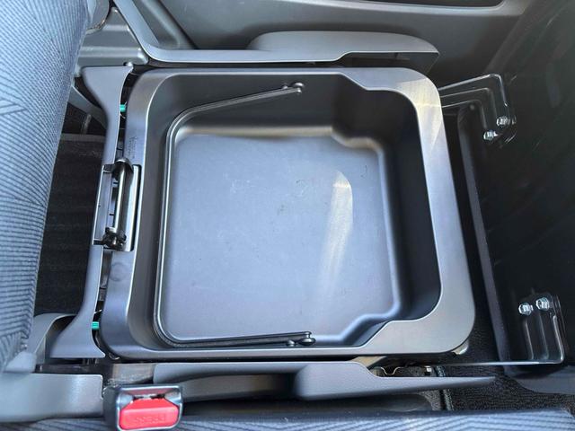 ＭＲワゴン ＥＣＯ－Ｘセレクション　ドライブレコーダー　ＥＴＣ　バックカメラ　ナビ　オートライト　ＨＩＤ　スマートキー　アイドリングストップ　電動格納ミラー　ベンチシート　ＣＶＴ　盗難防止システム　ＡＢＳ　アルミホイール　衝突安全ボディ（30枚目）