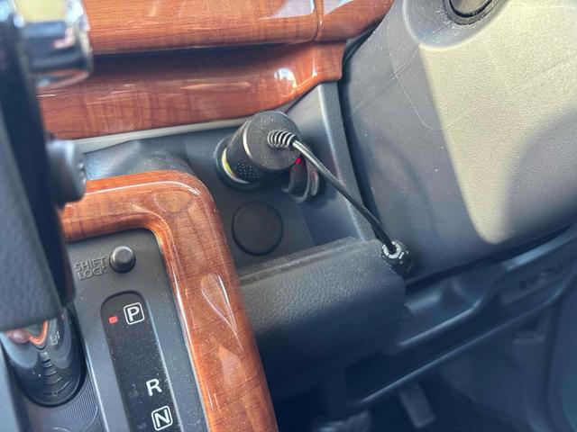 ＭＲワゴン ＥＣＯ－Ｘセレクション　ドライブレコーダー　ＥＴＣ　バックカメラ　ナビ　オートライト　ＨＩＤ　スマートキー　アイドリングストップ　電動格納ミラー　ベンチシート　ＣＶＴ　盗難防止システム　ＡＢＳ　アルミホイール　衝突安全ボディ（40枚目）