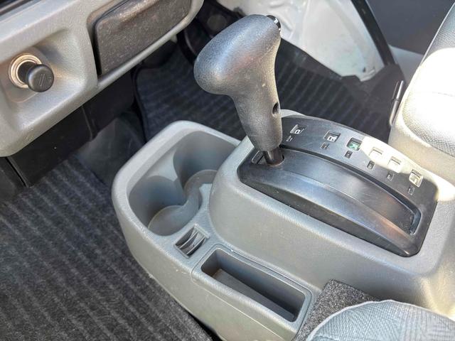 ミニキャブトラック Ｖタイプ　ＡＴ　エアコン（5枚目）