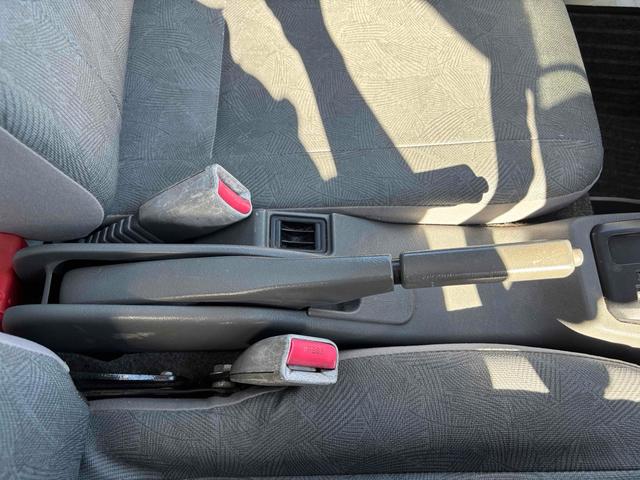 ミニキャブトラック Ｖタイプ　ＡＴ　エアコン（9枚目）