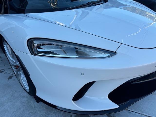 ＧＴ ベースグレード　ＧＴ　エレクトロニックガラスルーフ　オレンジキャリパー　カーボンブレーキ　フロントリフティング　スポーツエキゾースト　Ｂｏｗｅｒｓ＆Ｗｉｌｋｉｎｓサウンド　２１インチホイール（10枚目）