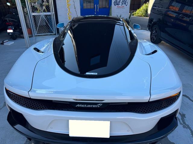 ＧＴ ベースグレード　ＧＴ　エレクトロニックガラスルーフ　オレンジキャリパー　カーボンブレーキ　フロントリフティング　スポーツエキゾースト　Ｂｏｗｅｒｓ＆Ｗｉｌｋｉｎｓサウンド　２１インチホイール（19枚目）