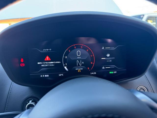 ＧＴ ベースグレード　ＧＴ　エレクトロニックガラスルーフ　オレンジキャリパー　カーボンブレーキ　フロントリフティング　スポーツエキゾースト　Ｂｏｗｅｒｓ＆Ｗｉｌｋｉｎｓサウンド　２１インチホイール（29枚目）