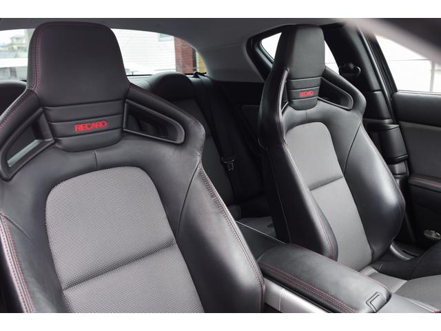 タイプRS パナソニックナビ 地上デジタルTV DVDビデオ Bluetooth ETC 19インチアルミホイール ハーフレザーレカロシート 禁煙車 圧縮測定済み ビルシュタインダンパー アドバンストキー HID(6枚目)