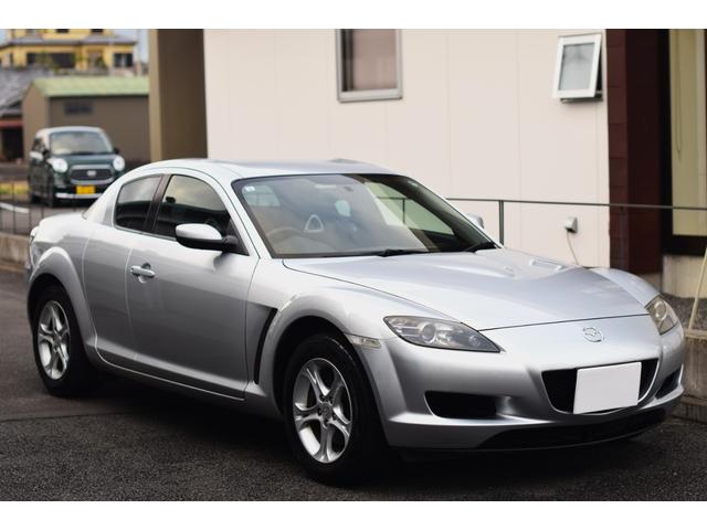 ＲＸ－８ ベースグレード　マニュアル５速　ＥＴＣ　ＨＩＤヘッドライト　アルミホイール　ＢＯＳＥサウンド　オートエアコン　Ｗエアバック　ＡＢＳ　ＤＳＣ　スーパーＬＳＤ　イモビライザー　禁煙車　スペアキーあり（5枚目）